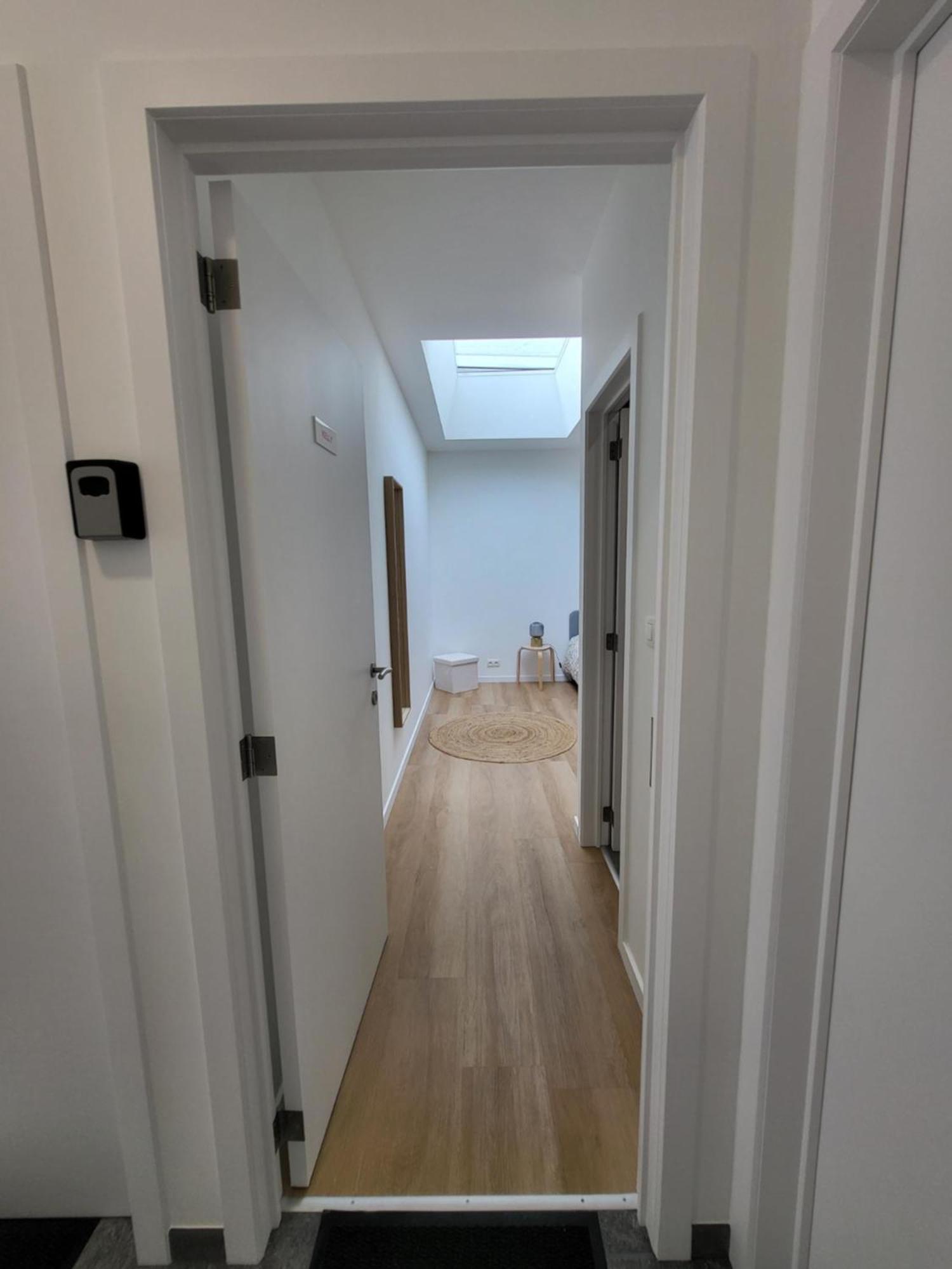 Private Rooms - European Quarter بروكسل المظهر الخارجي الصورة