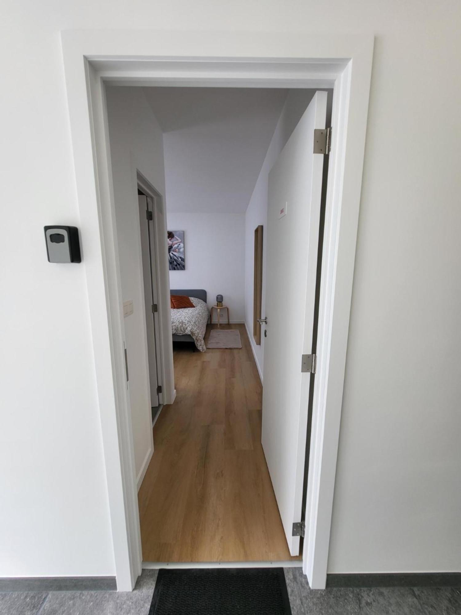 Private Rooms - European Quarter بروكسل المظهر الخارجي الصورة